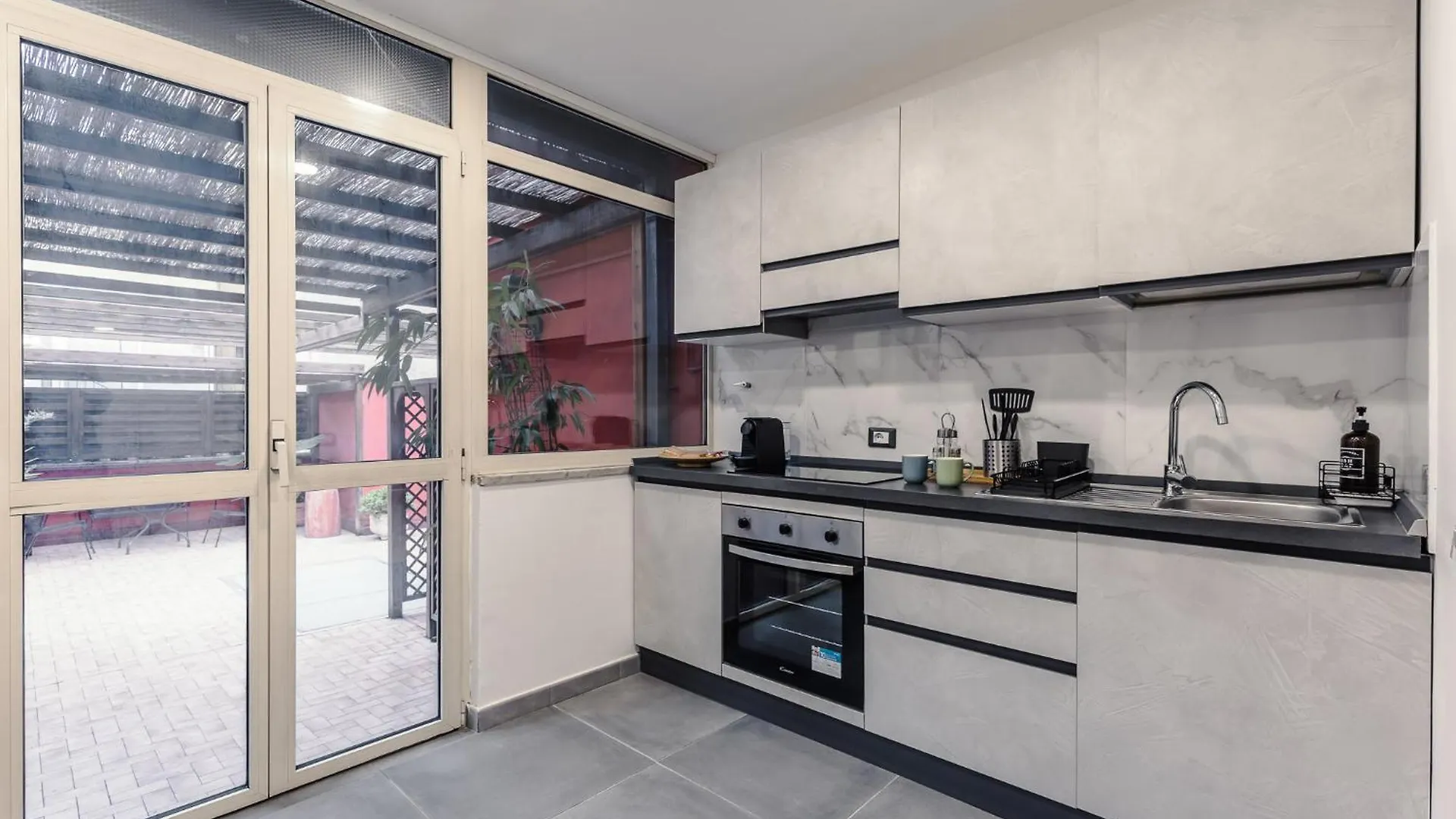 Nvmen Apartment Colosseo Rome
